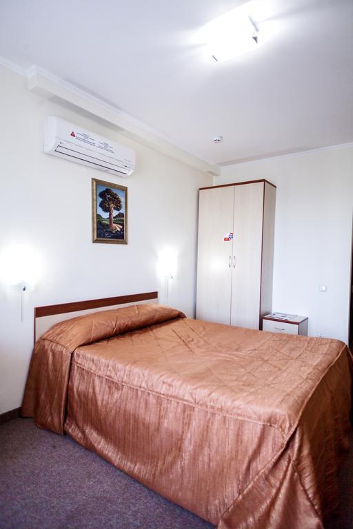 Druzhba Hotel Krywyj Rih Zimmer foto